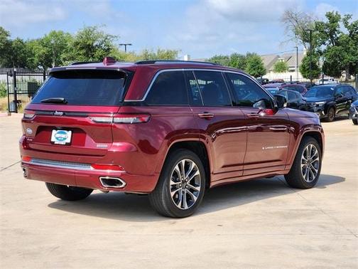 2022 Jeep Grand Cherokee Overland