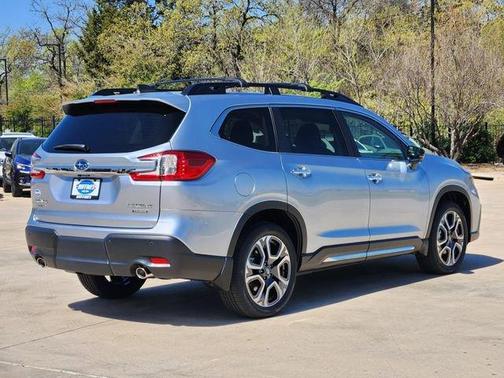 Ice Silver Metallic 2026 Subaru Ascent Touring
