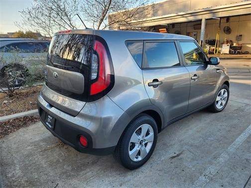 2017 Kia Soul Base