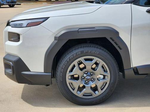Crystal White Pearl 2026 Subaru Outback Premium