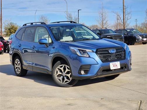 2024 Subaru Forester Premium