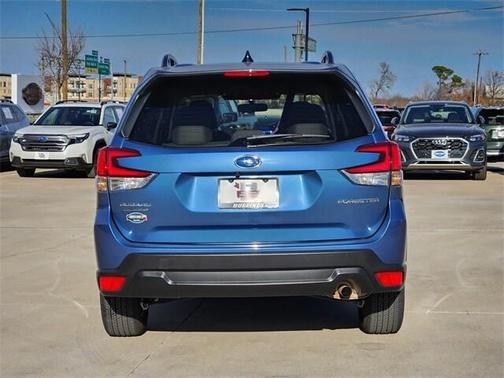 2024 Subaru Forester Premium