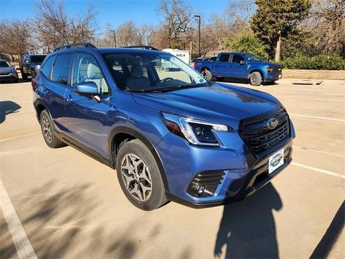 2024 Subaru Forester Premium