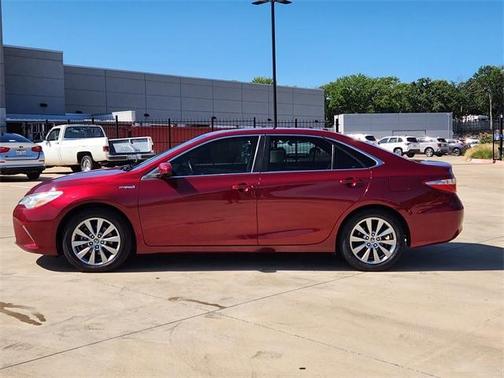 2015 Toyota Camry Hybrid XLE