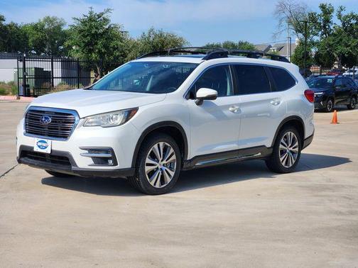 Crystal White Pearl 2020 Subaru Ascent Limited 7-Passenger