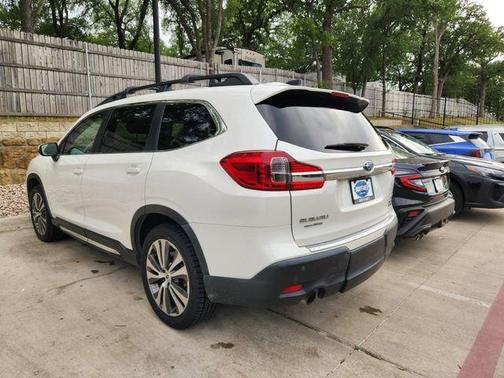 Crystal White Pearl 2020 Subaru Ascent Limited 7-Passenger