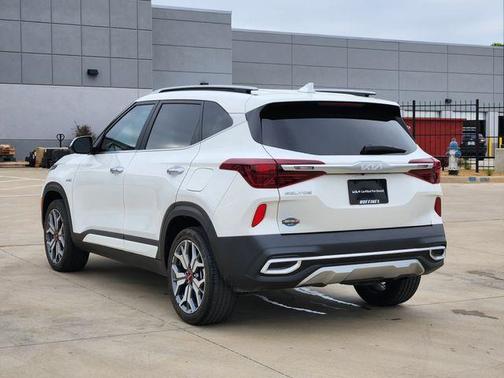 2023 Kia Seltos SX
