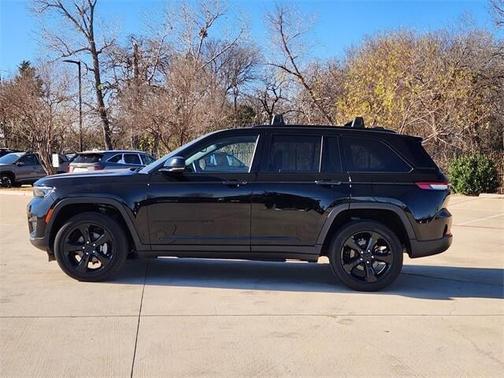 2022 Jeep Grand Cherokee Altitude