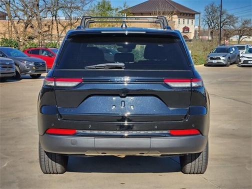 2022 Jeep Grand Cherokee Altitude