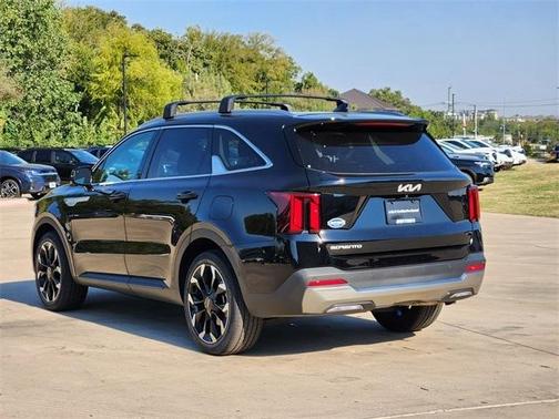 2025 Kia Sorento SX