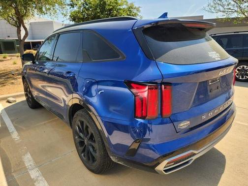 Sapphire Blue 2022 Kia Sorento SX