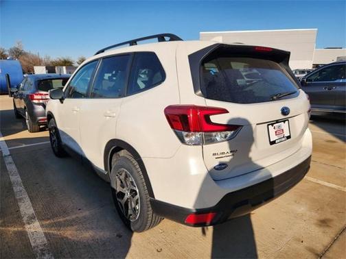 2022 Subaru Forester Premium
