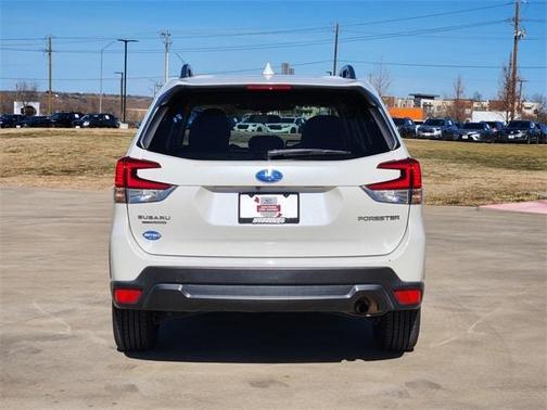 2022 Subaru Forester Premium