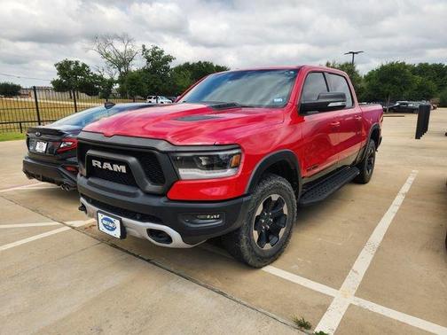 Flame Red Clearcoat 2019 RAM 1500 Rebel
