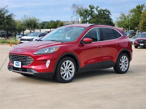 2022 Ford Escape Titanium Hybrid