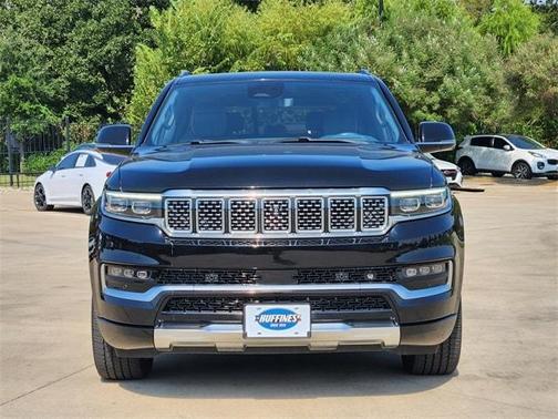 2022 Jeep Grand Wagoneer Series III