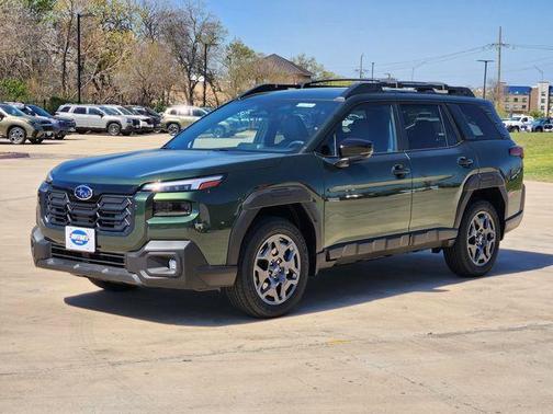 Deep Emerald Green 2026 Subaru Outback Premium