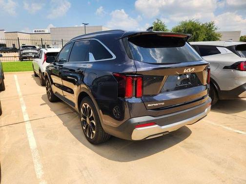 Metal 2025 Kia Sorento EX