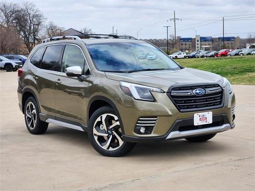 2023 Subaru Forester Touring