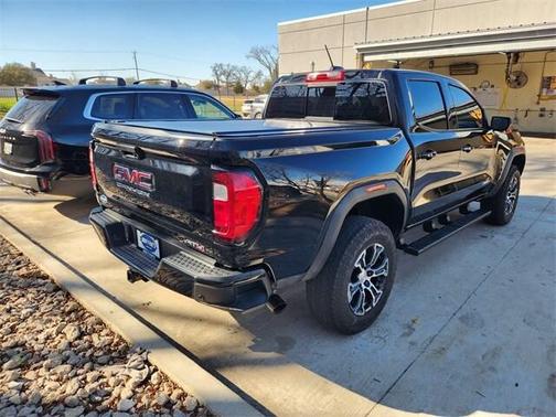 2023 GMC Canyon AT4