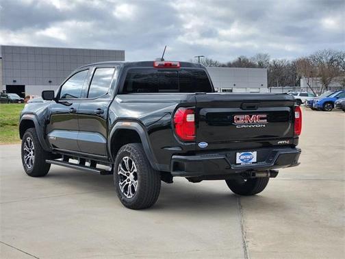 2023 GMC Canyon AT4