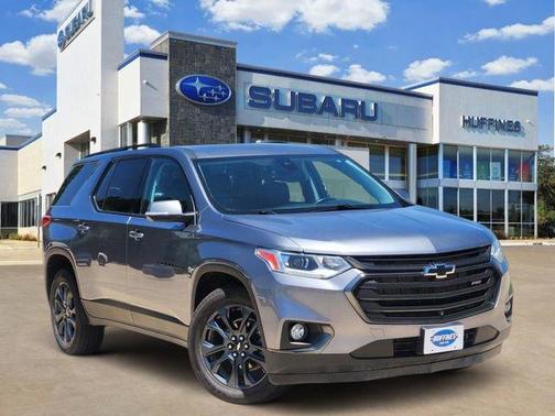 Satin Steel Metallic 2021 Chevrolet Traverse RS
