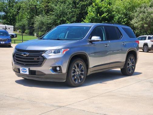 Satin Steel Metallic 2021 Chevrolet Traverse RS