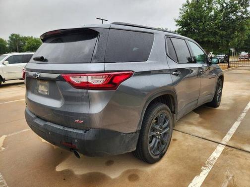 Satin Steel Metallic 2021 Chevrolet Traverse RS