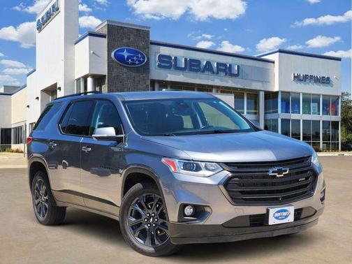 Satin Steel Metallic 2021 Chevrolet Traverse RS