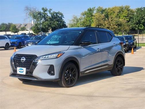 2024 Nissan Kicks SR