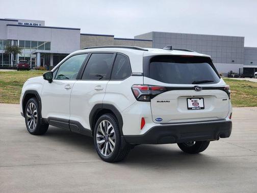 2025 Subaru Forester Touring