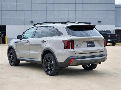 2024 Kia Sorento X-Line EX