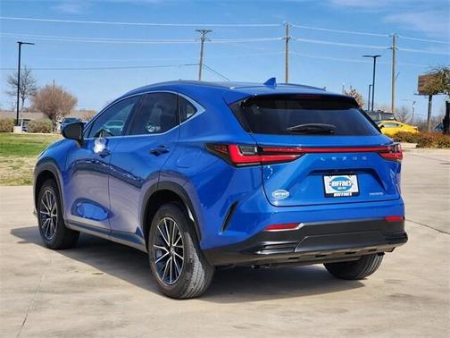 2025 Lexus NX 250 Premium