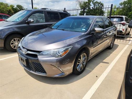 2017 Toyota Camry SE