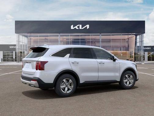 Glacial White Pearl 2026 Kia Sorento LX