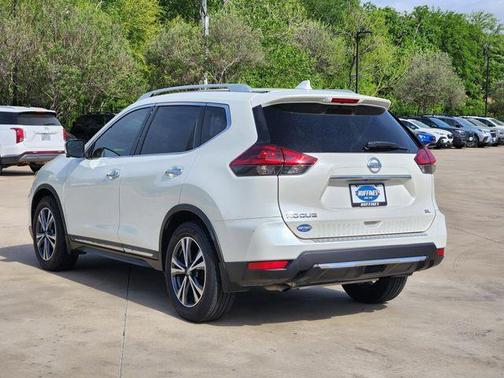 2018 Nissan Rogue SL