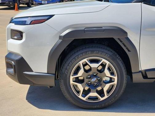 Crystal White Pearl 2026 Subaru Outback Touring