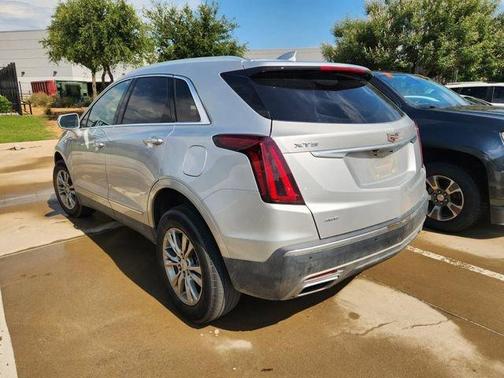 Radiant Silver Metallic 2020 Cadillac XT5 Premium Luxury