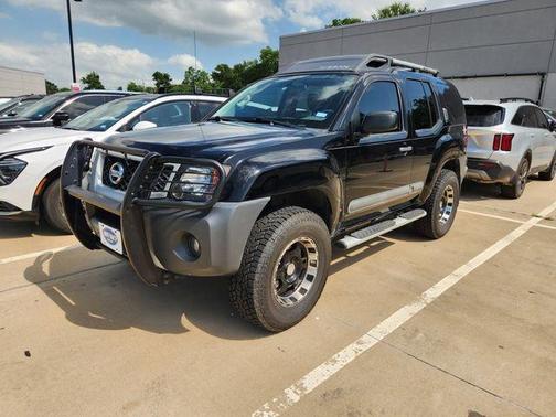 Super Black 2013 Nissan Xterra S