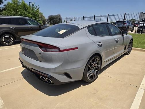 2023 Kia Stinger GT2