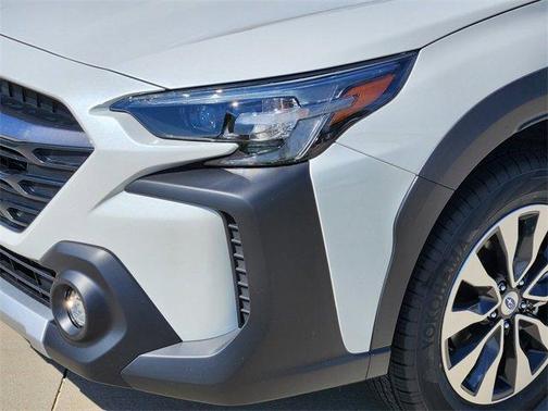 2025 Subaru Outback Touring