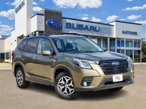 2023 Subaru Forester Premium