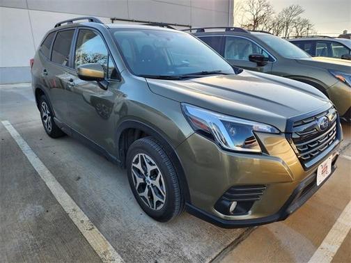2023 Subaru Forester Premium