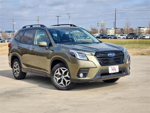 2023 Subaru Forester Premium