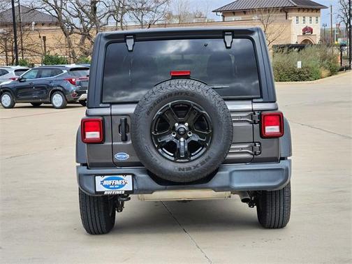 2022 Jeep Wrangler Unlimited Sport