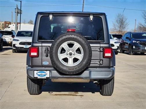 2022 Jeep Wrangler Unlimited Sport