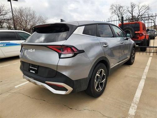 2024 Kia Sportage LX