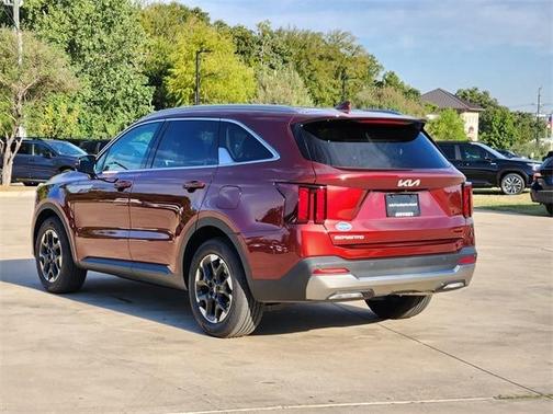 2025 Kia Sorento S