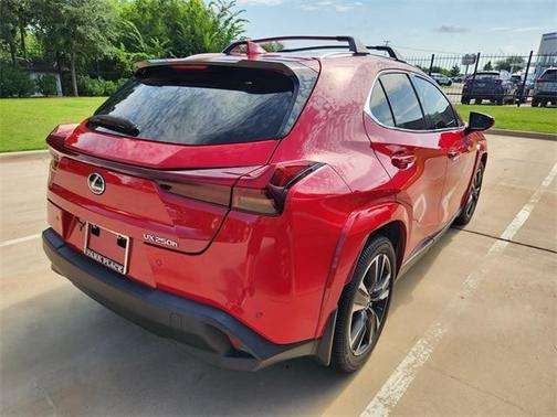 2024 Lexus UX 250h Premium