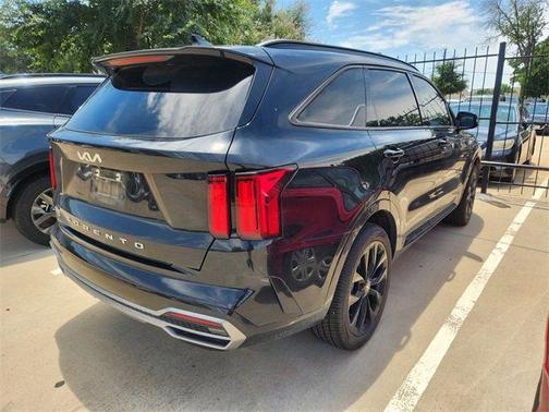 2022 Kia Sorento SX